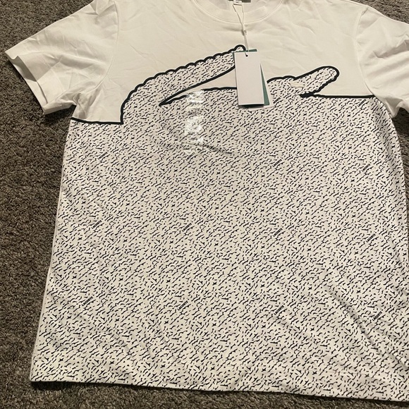 Lacoste t-shirt size large *never worn* - Picture 2 of 6